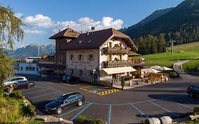 Bar-Restaurant-Pizzeria Antermont B&B